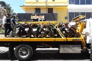 Retiran motocicletas estacionadas en callejones y andadores del centro de Veracruz