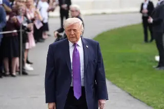 Trump afirma haber destruido casi todos los barcos minadores iraníes en Estrecho de Ormuz 