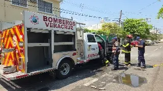 Se incendia unidad de Bomberos al atender presunta fuga de gas en hotel de Veracruz