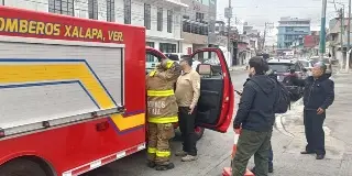 Fuga de amoniaco moviliza a cuerpos de emergencia en Xalapa, Veracruz 