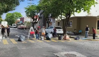 Otro bloqueo vial por falta de energía eléctrica en Veracruz 