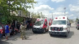 Rescatan a dos hombres de incendio en Veracruz