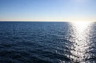 Capitanía de Puerto de Dos Bocas alerta riesgo a la navegación por detención de hidrocarburo cerca de río