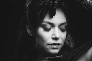 Jacqie Rivera presenta 'Completamente Yo', su canción más personal (+video)