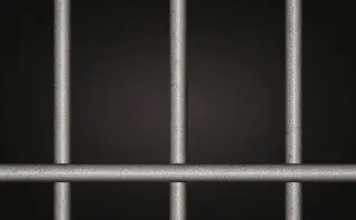 Departamento de Justicia de EU sentencia a mujer por abusar de menor en Veracruz 