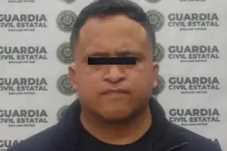 Detienen al director de la Policía de Matehuala con droga; vinculado con secuestro de electricistas 