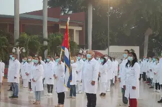 Sheinbaum defiende acuerdo con médicos cubanos pese a postura de Estados Unidos