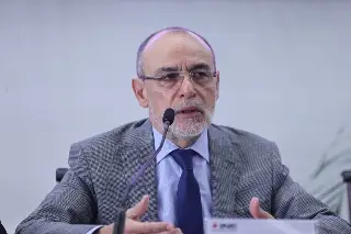 Consejero del INE se despide y advierte sobre 'asedio a la autonomía' del instituto