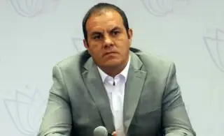 Captan a Cuauhtémoc Blanco llegando en camioneta de lujo y sin placas al Estadio Azteca (Video)