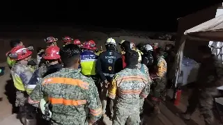 Minero rescatado en Sinaloa se reúne con su familia; sigue búsqueda de 3 más 