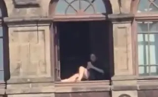 Florencia Franco deja cargo tras polémica por tomar el sol en el Palacio Nacional 