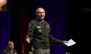 Hegseth destituye al jefe del Estado Mayor del Ejército de EU en plena guerra contra Irán