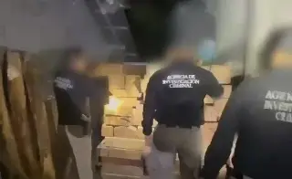 Tras cateo, FGR asegura tablones de madera en Ixcatepec, Veracruz