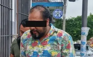 Sale de prisión director de periódico 'El Buen Tono'; esto se sabe 