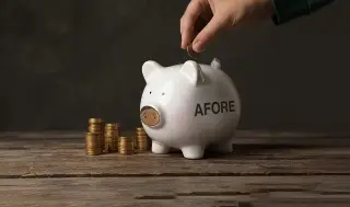 Morena propone reforma para usar parte del dinero de las Afores de los trabajadores