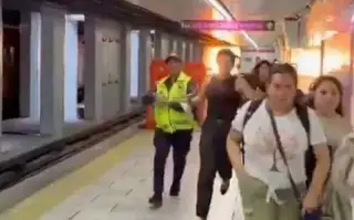 Flamazo en el metro de la Ciudad de México genera alarma y evacuación