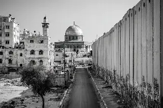 Israel dice que no hay tregua en el Líbano, con quien quiere lograr acuerdo de paz