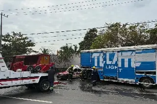 A dos meses del accidente en la Veracruz-Xalapa, no hay responsables, reprocha lesionado
