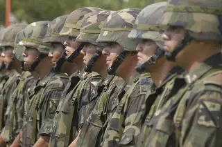 Sheinbaum pide al Senado autorizar salida de tropas de México