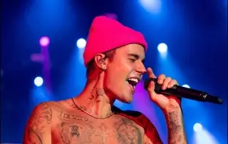 Justin Bieber hace un repaso nostálgico de su carrera durante evento en California