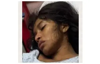 Buscan a familia de joven mujer hallada en autopista de Veracruz