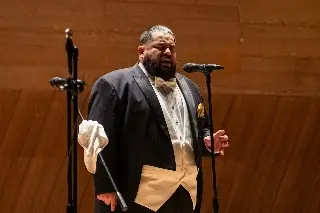 ¡Pavarottísimo! Oskar Guiot hace vibrar al Foro Boca con el espíritu del 