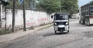 Vecinos de la colonia Rosario Saldaña dice que dos camiones son insuficientes