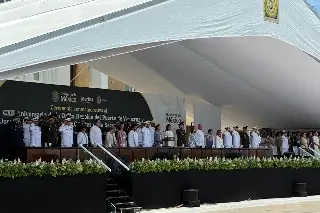 Sheinbaum encabeza Gesta Heroica de Veracruz y protesta de 419 cadetes