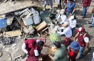 En colonias de Veracruz retiraron más de 1 tonelada de desechos en descacharrización