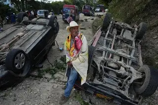 Suman 19 muertos por atentado con bomba en Colombia 