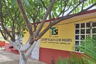 Telesecundaria sin luz y afecta clases de estudiantes en Veracruz 