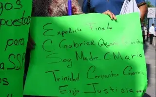 Ex policías exigen pagos pendientes tras despido de hace 11 años