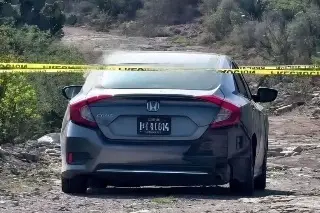 Identifican a comerciante hallado sin vida al interior de un carro en carretera de Veracruz