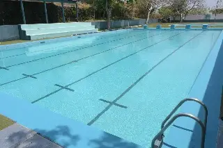 Clases de natación gratis en Veracruz; estas son las sedes, horarios y requisitos