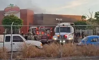 Un muerto y varios lesionados por incendiado intencional en casino de Culiacán 
