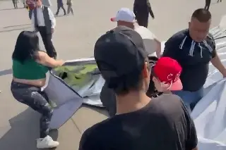 Impiden protesta contra Rocha Moya en Zócalo de CDMX (+Video)