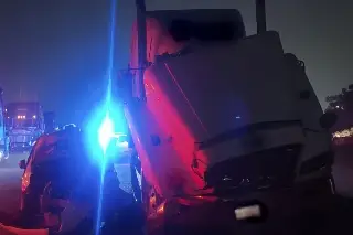 Cierre por fuerte accidente en esta carretera de Veracruz. Precaución
