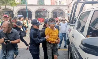 Mujer en situación de calle es detenida tras presunta agresión a oficial de Tránsito en Xalapa