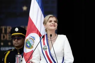 Laura Fernández rinde protesta como nueva presidenta de Costa Rica 
