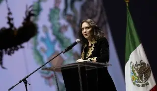 Acusan a Sheinbaum boicotear los premios Platino por invitar a Díaz Ayuso