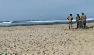 Aseguran 26 bultos de cocaína y detienen a dos extranjeros en altamar (+Video)