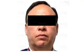 Detienen en aeropuerto de CDMX a socio del 'Solid Gold' por trata y explotación sexual