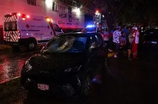 Pareja fue atropellada dos veces seguidas sobre avenida de Veracruz esta madrugada