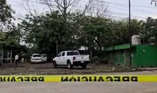 Movilización policíaca por presunto hallazgo de restos humanos en Poza Rica, Veracruz