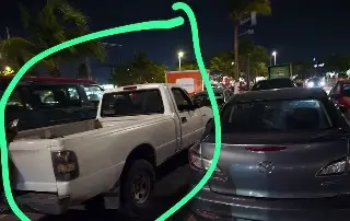 Va por despensa...le abren su camioneta y le roban en Veracruz