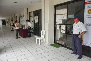 Cesan Perote y Coatzacoalcos a trabajadores por presunta corrupción