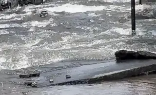 ¿Río para rafting? ¡No! ¡Fue una mega fuga en calle! (+Video)