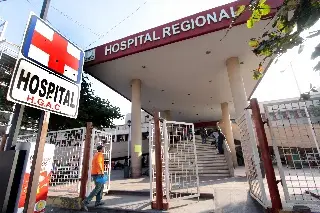 Pide radioterapia para su esposa en Hospital Regional de Veracruz 