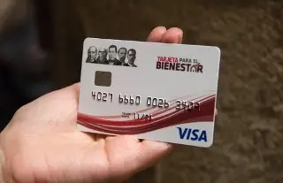 Lleva más de un año esperando pensión de discapacidad para su hija en Veracruz