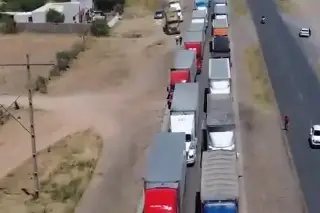 Bloqueo carretero busca impedir manifestación de Morena en Chihuahua